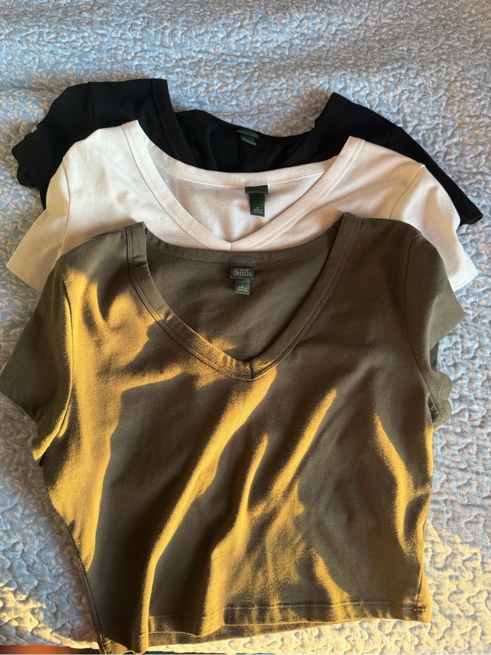 Lot of 3 wild fable basic cropped tees